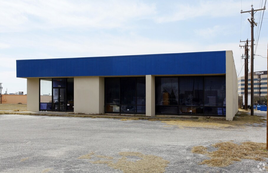 8501 Vicar, San Antonio, TX for sale - Building Photo - Image 2 of 9