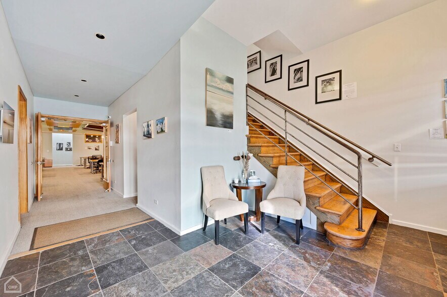 1407 W Chicago Ave, Chicago, IL à louer - Photo intérieure - Image 2 de 8