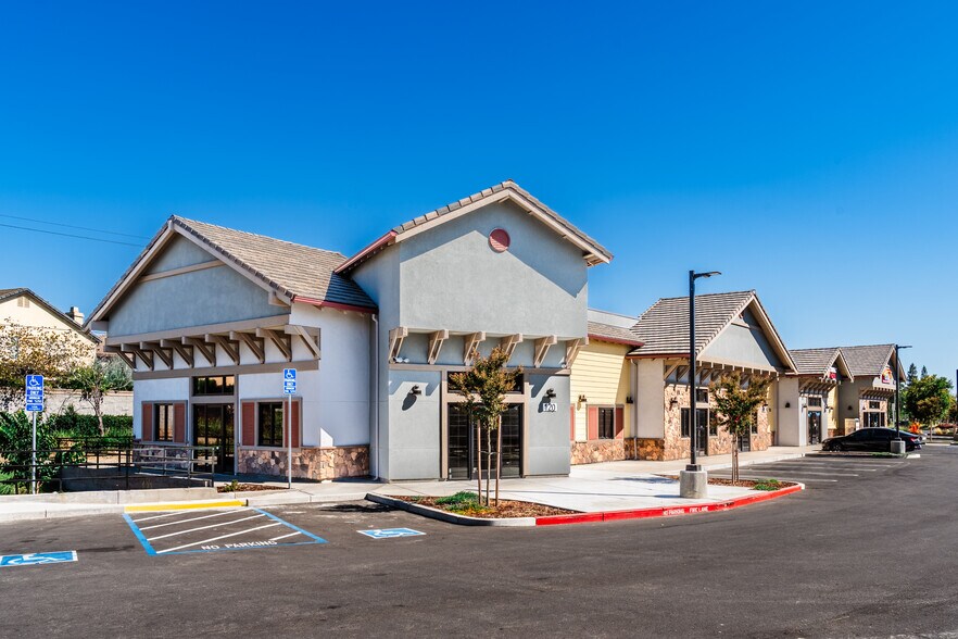 4701 Fiddyment Rd, Roseville, CA à louer - Photo du bâtiment - Image 2 de 23