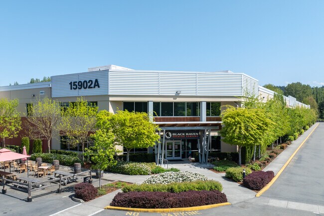 Plus de détails pour 15902 Woodinville-Redmond Rd, Woodinville, WA - Industriel à louer