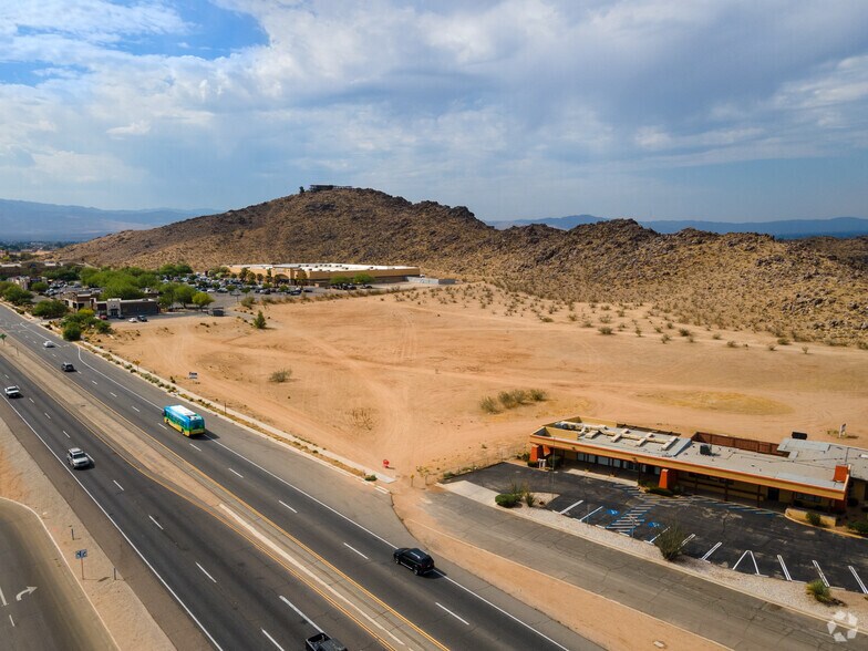 Highway 18 & Rancherias Rd, Apple Valley, CA à louer - Autre - Image 3 de 4