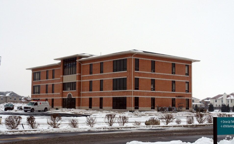 13550 S Route 30, Plainfield, IL à louer - Photo du bâtiment - Image 3 de 23