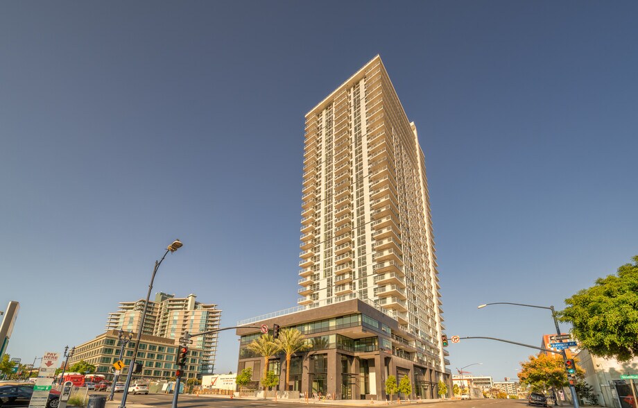 1150 E St, San Diego, CA à louer - Photo du bâtiment - Image 1 de 6