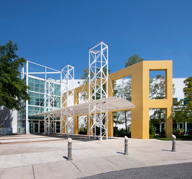 5701 E Hillsborough Ave, Tampa, FL for lease - Building Photo - Image 3 of 46