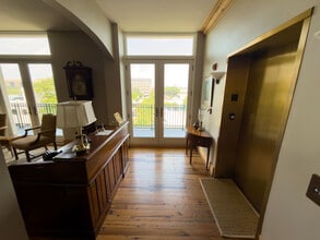 17 W Cedar St, Pensacola, FL for lease Interior Photo- Image 2 of 37