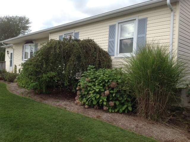 239 E Main St, Clinton, CT à vendre - Photo du bâtiment - Image 2 de 13