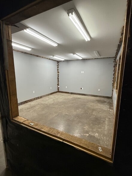 Skaneateles Development Opportunity portfolio of 4 properties for sale on LoopNet.ca - Interior Photo - Image 3 of 4