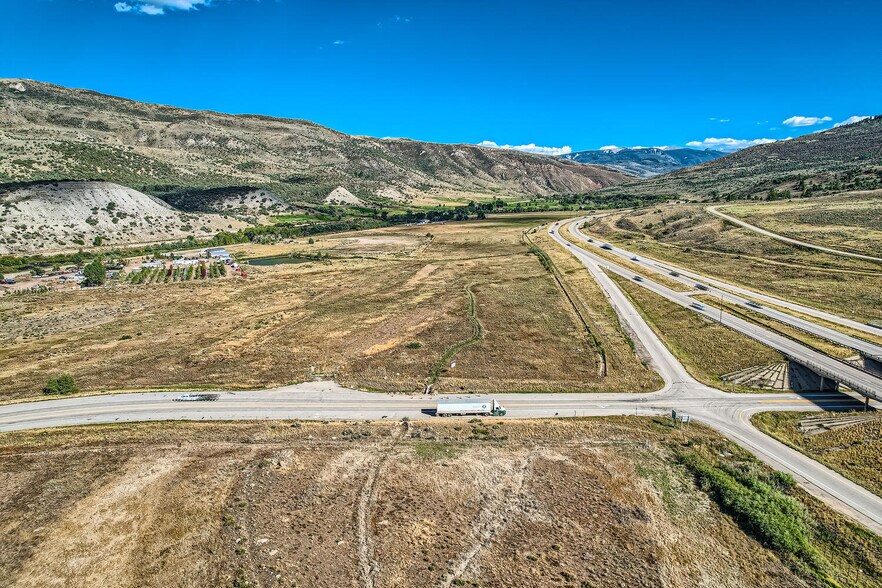 77 Bellyache Rdg, Wolcott, CO à vendre - Photo du bâtiment - Image 3 de 11