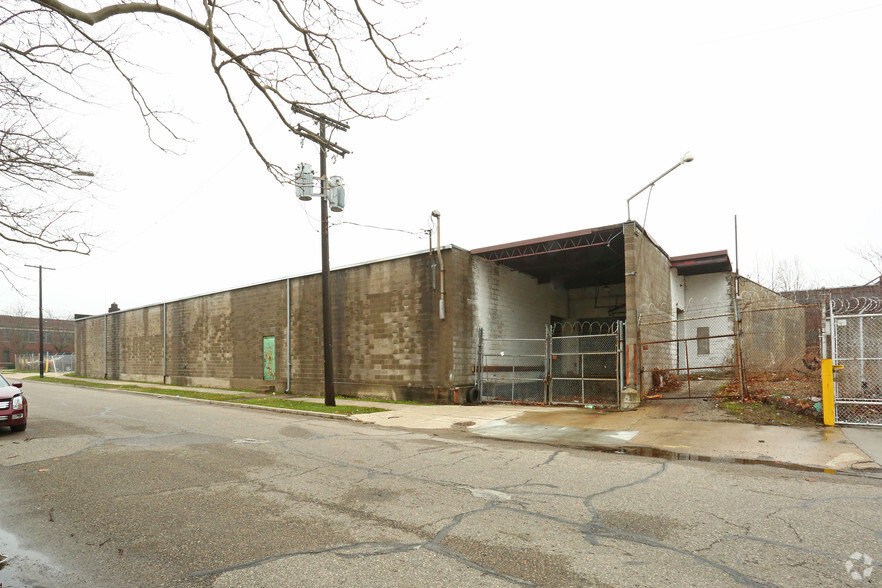14414 Dexter Ave, Detroit, MI à vendre - Photo du bâtiment - Image 3 de 4