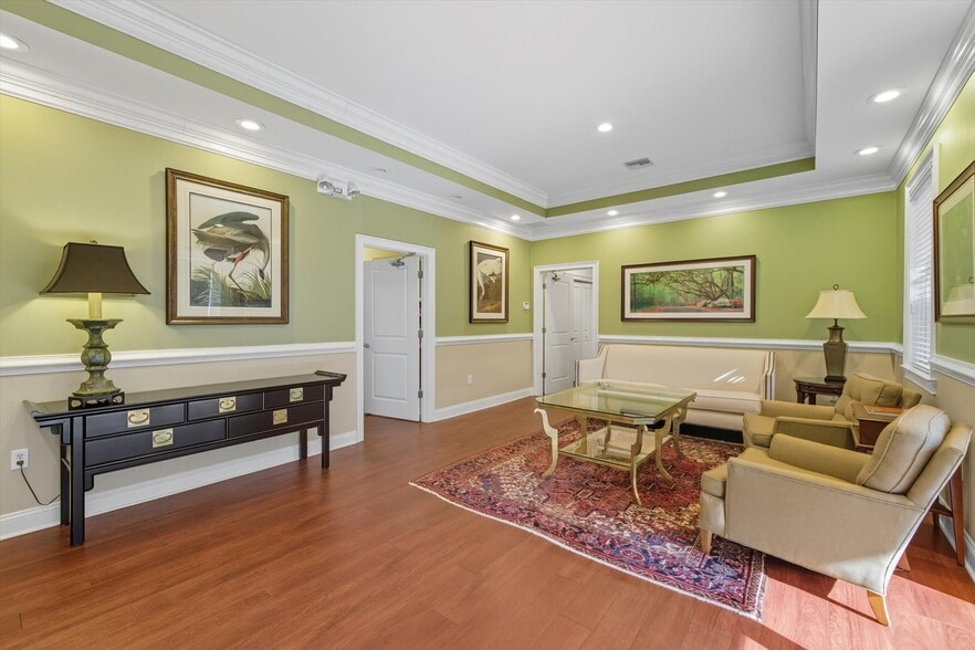 2565 Barrington Cir, Tallahassee, FL for sale - Building Photo - Image 3 of 34