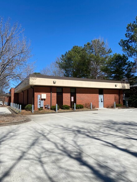 3885 Medical Park Dr, Austell, GA à louer - Photo du bâtiment - Image 3 de 5