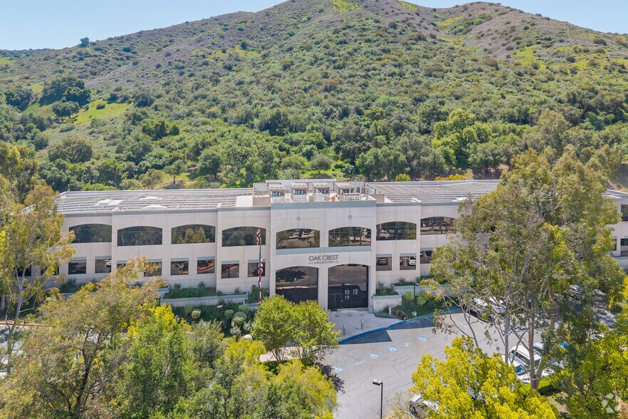 31248 Oak Crest Dr, Westlake Village, CA à louer - Aérien - Image 3 de 12