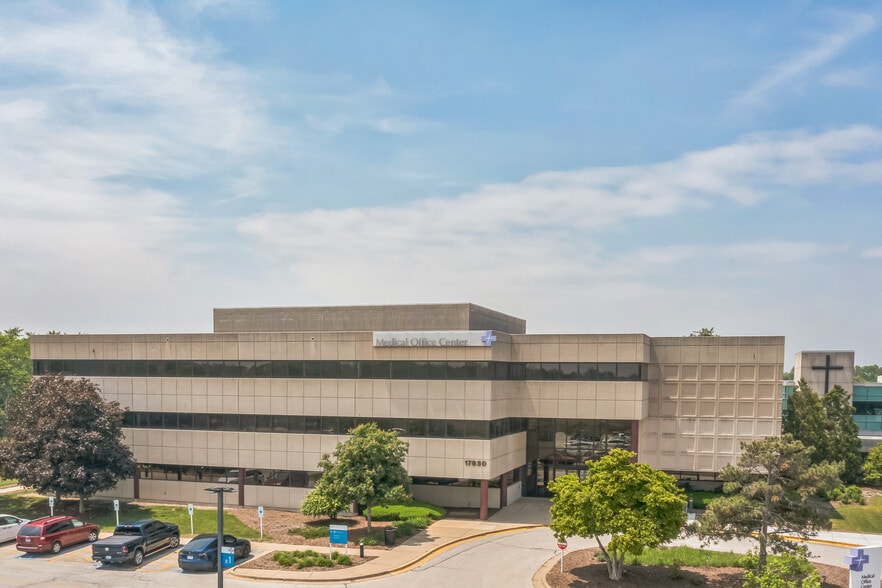 17850 S Kedzie Ave, Hazel Crest, IL for lease - Building Photo - Image 3 of 10