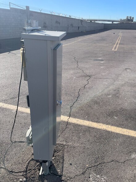 4241 Reno Ave, Las Vegas, NV à louer - Photo du bâtiment - Image 2 de 9