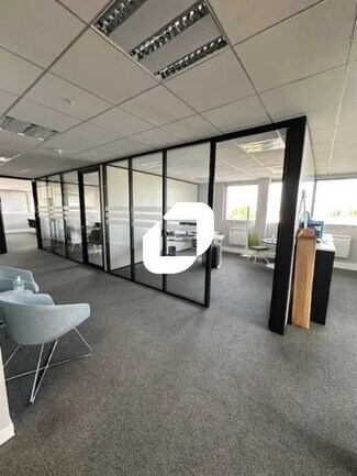 Plus de détails pour Bureau à vendre