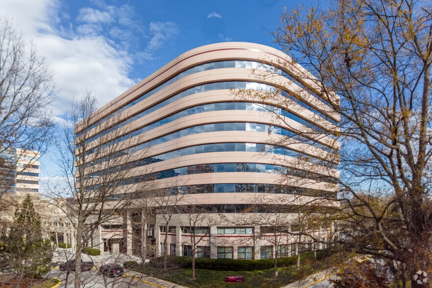 6701 Democracy Blvd, Bethesda, MD for lease - Building Photo - Image 3 of 5