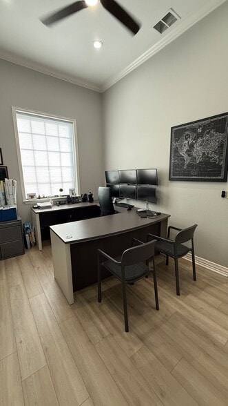 7000 Parkwood Blvd, Frisco, TX for lease - Building Photo - Image 2 of 24