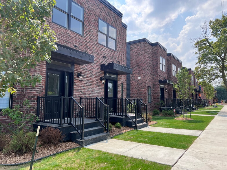 309 W 5th Ave, Flint, MI for sale - Building Photo - Image 2 of 11