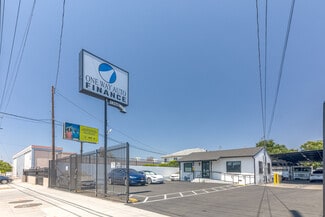 More details for 13449 Van Nuys Blvd, Pacoima, CA - Retail for Sale