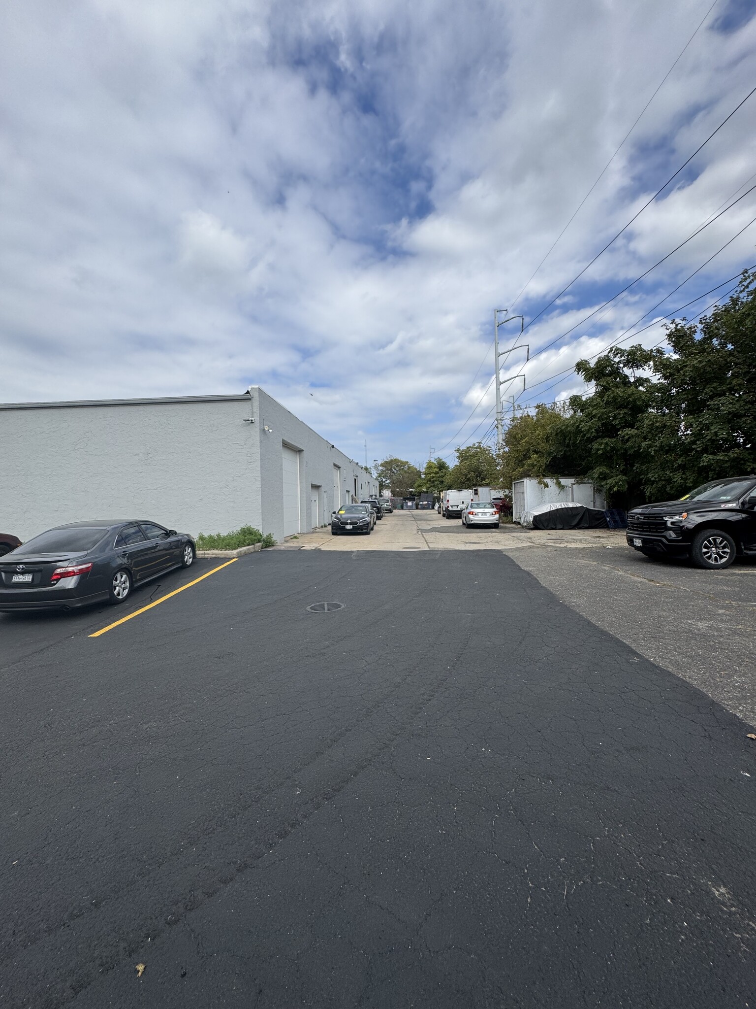 130-138 Railroad St, Huntington Station, NY for lease Building Photo- Image 1 of 11