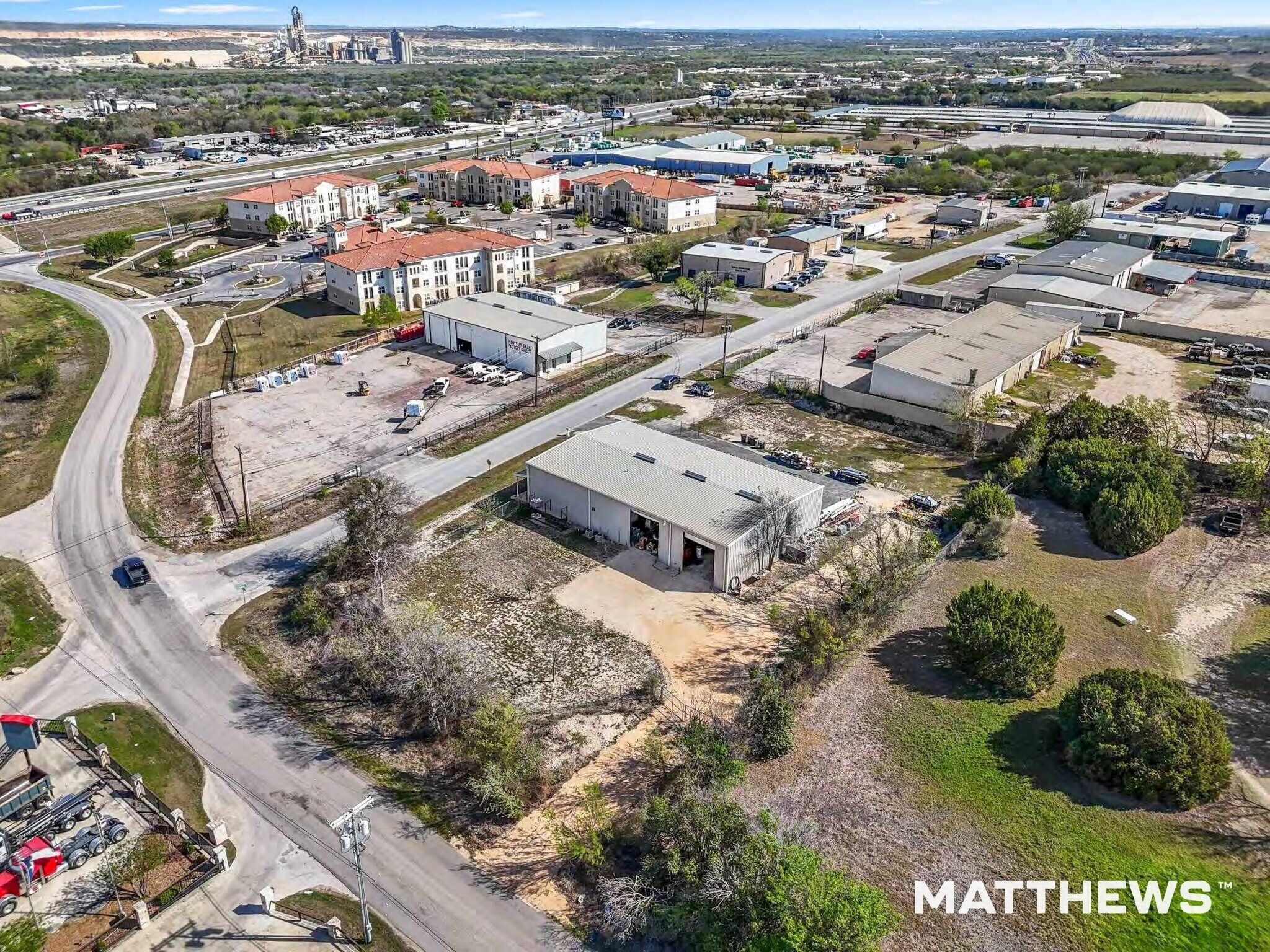 5737 Safari Dr, New Braunfels, TX à vendre Photo du bâtiment- Image 1 de 4
