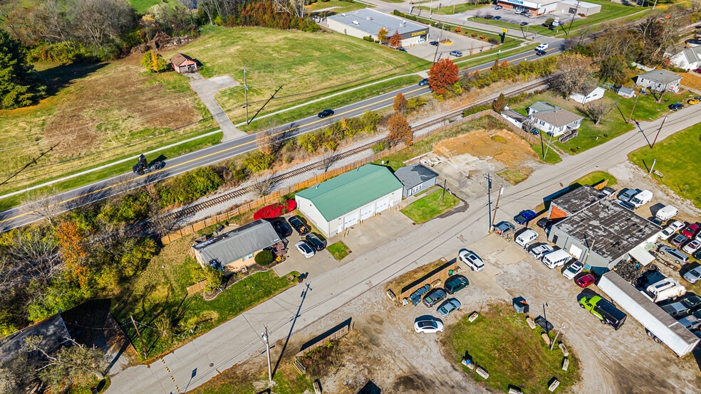 260 Old Nicholson Rd, Walton, KY for sale - Primary Photo - Image 1 of 20