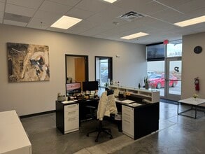 1615 SE Cortina Dr, Ankeny, IA for lease Interior Photo- Image 1 of 7