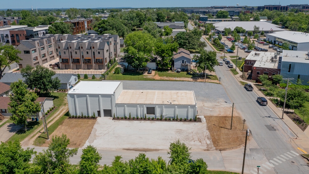 701 5th St SE, Bentonville, AR for sale - Building Photo - Image 2 of 5