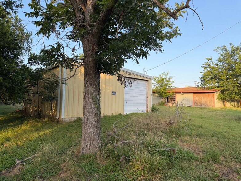 1688 Business IH 35, New Braunfels, TX à vendre - Photo du bâtiment - Image 2 de 30