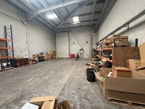 Rounds Green Rd, Oldbury for lease Interior Photo- Image 2 of 3