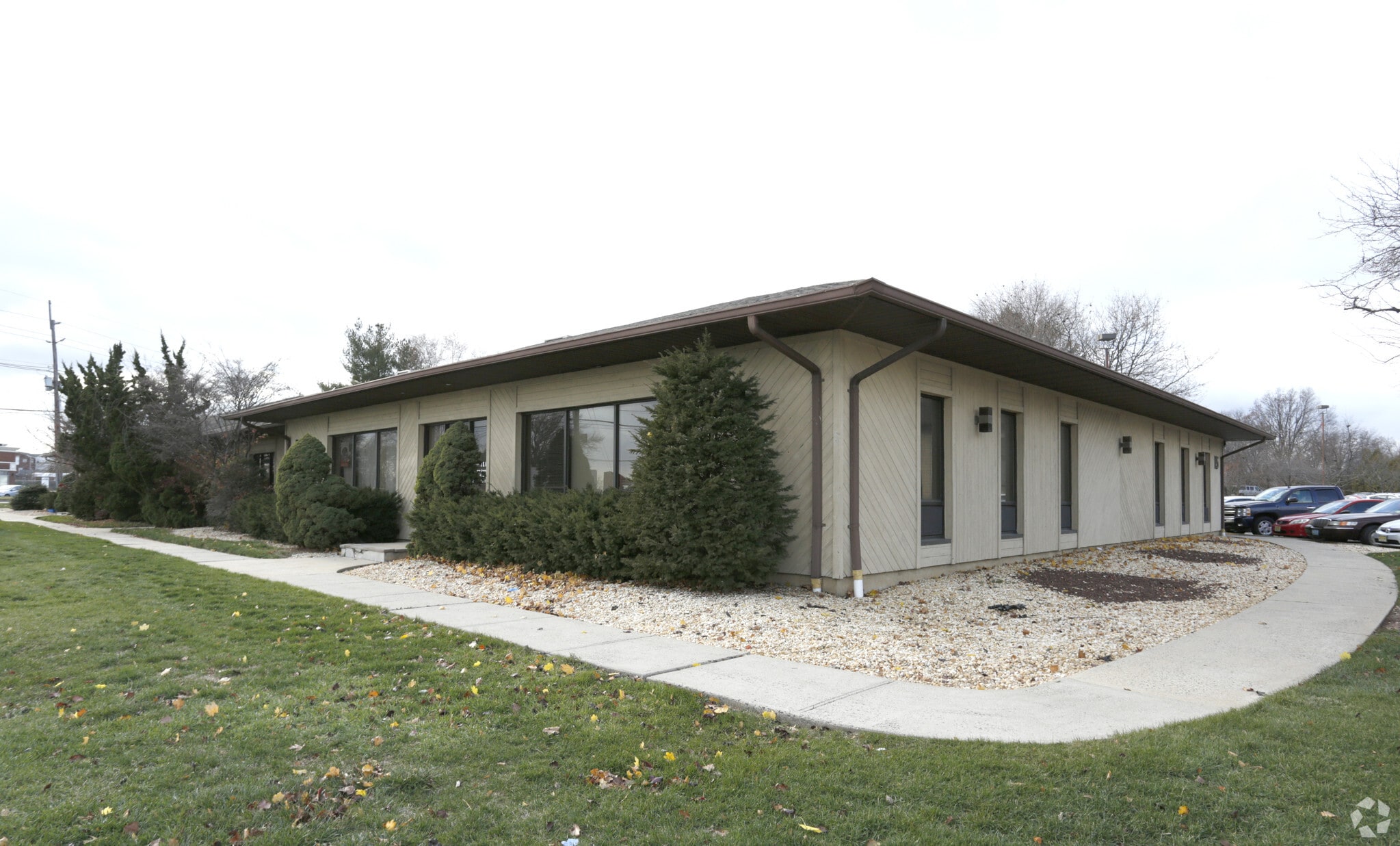 15 S Main St, Edison, NJ for lease Primary Photo- Image 1 of 6