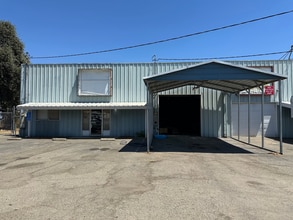 1242 N Filbert St, Stockton, CA for lease Interior Photo- Image 1 of 7