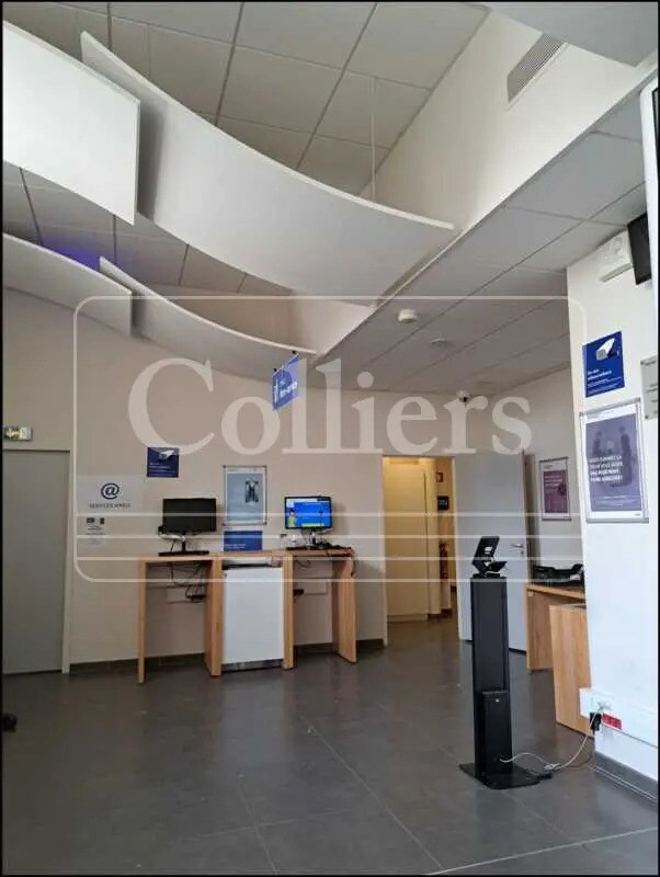 Bureau dans La Ciotat à louer Photo intérieure- Image 1 de 7