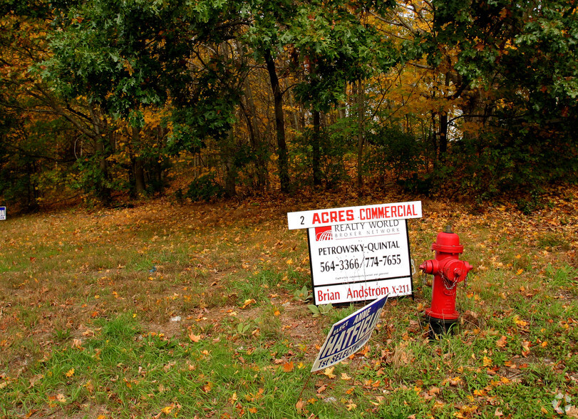 300 Slater Ave, Jewett City, CT for sale - Primary Photo - Image 1 of 1