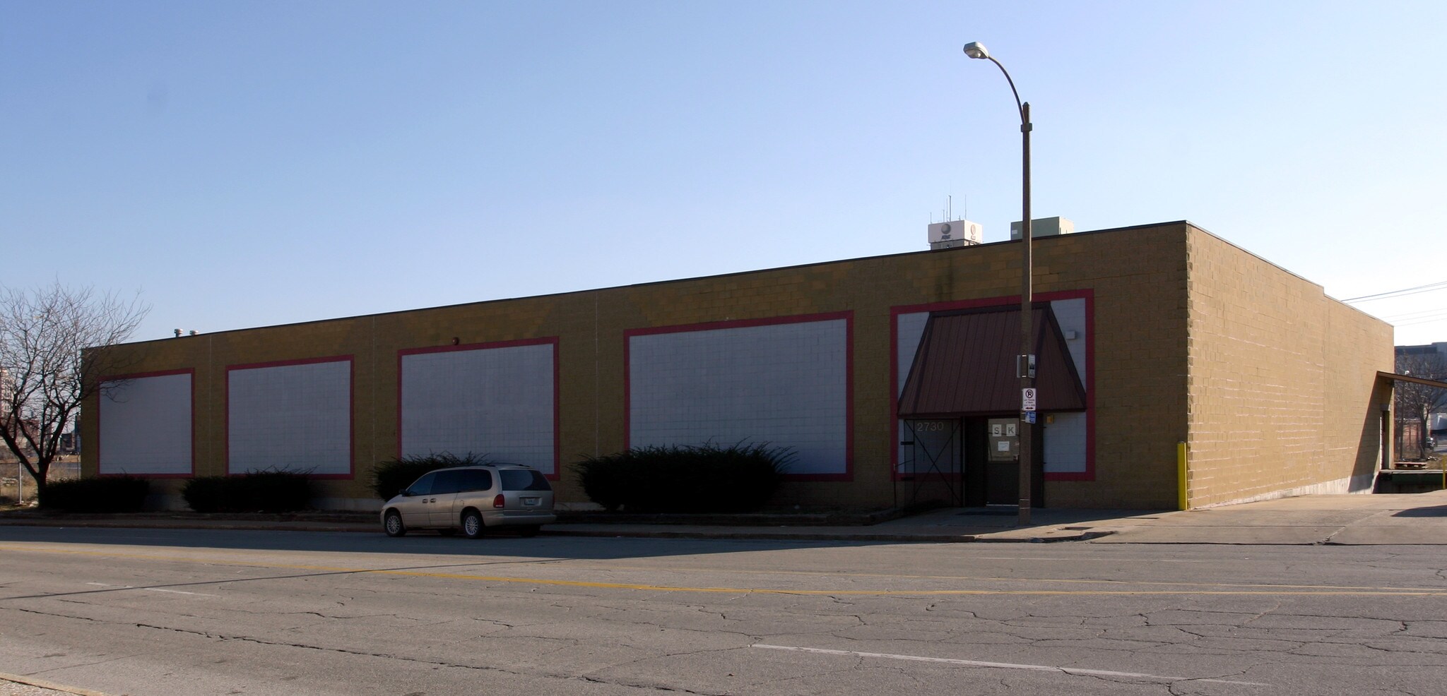 2730 Delmar Blvd, Saint Louis, MO for lease Primary Photo- Image 1 of 27