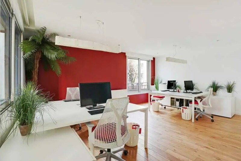 Multifamily in Courbevoie for sale - Interior Photo - Image 2 of 10
