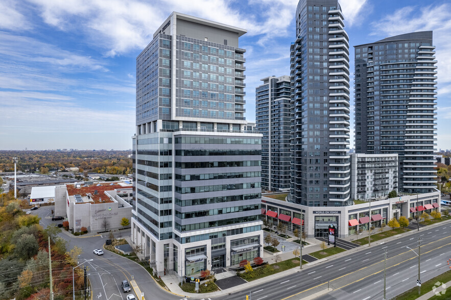 7191 Yonge St, Markham, ON à louer - Photo principale - Image 1 de 29