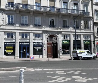 Plus de détails pour Commerce de détail à louer