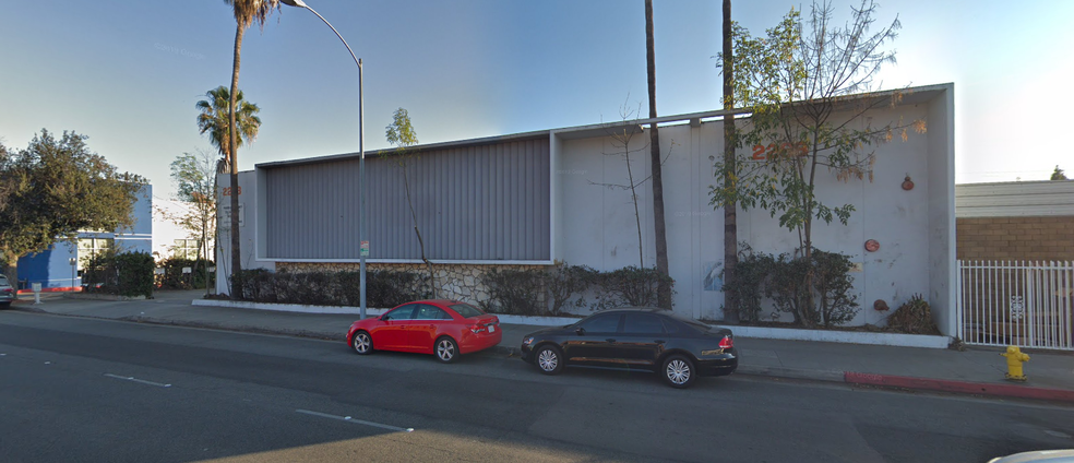 2268 E Foothill Blvd, Pasadena, CA for sale - Primary Photo - Image 1 of 1