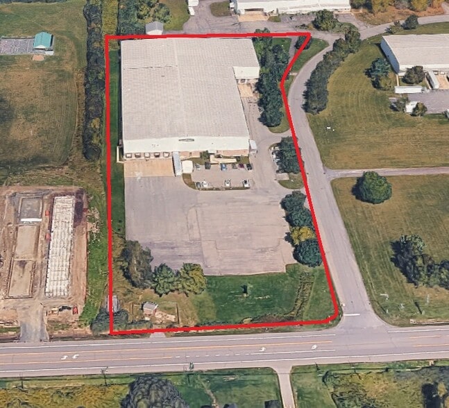 115 Corporate Dr, Johnstown, NY for lease - Building Photo - Image 3 of 3