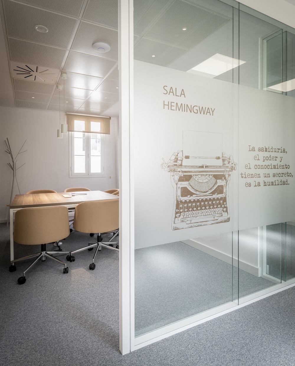 Networkia Rambla, 08007, Barcelona, Barcelona for lease Interior Photo- Image 1 of 3