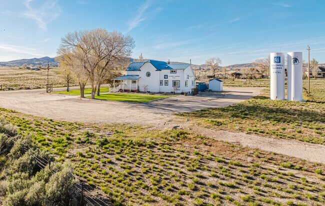More details for 114 Tonka Ln, Spring Creek, NV - Office for Lease