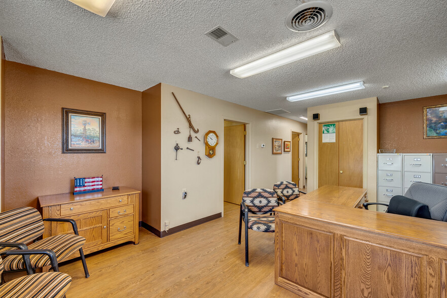 4505 Highway 180 E, Silver City, NM for sale - Interior Photo - Image 2 of 44