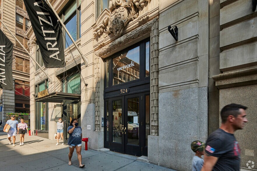 524 Broadway, New York, NY for lease - Building Photo - Image 2 of 4