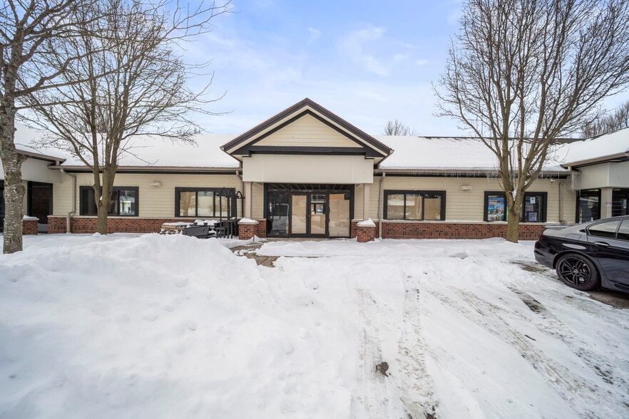 132 London Rd, Delaware, OH for lease - Building Photo - Image 2 of 8