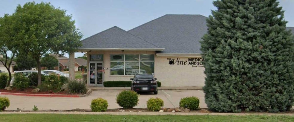 1661 Eastchase Pkwy, Fort Worth, TX for lease - Building Photo - Image 3 of 48