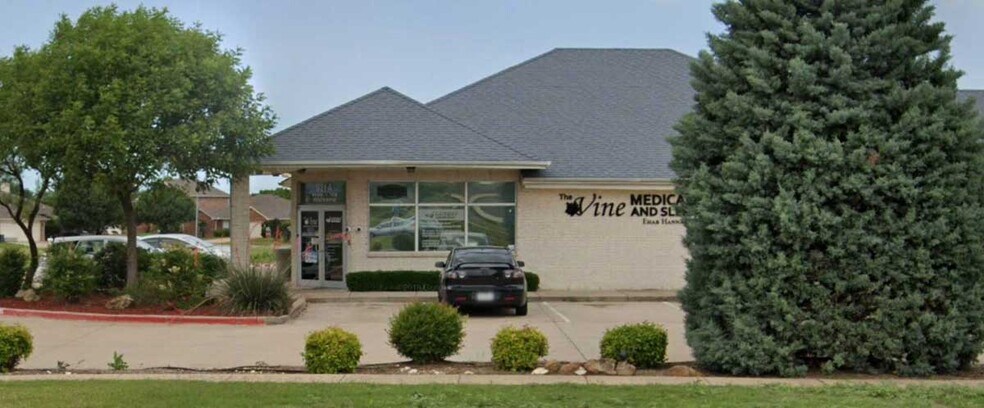 1661 Eastchase Pkwy, Fort Worth, TX à louer - Photo du bâtiment - Image 3 de 48