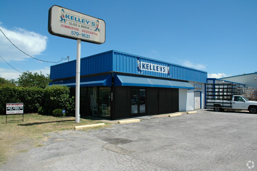 1220 Rock Island Rd, Irving, TX à louer - Photo du bâtiment - Image 2 de 11