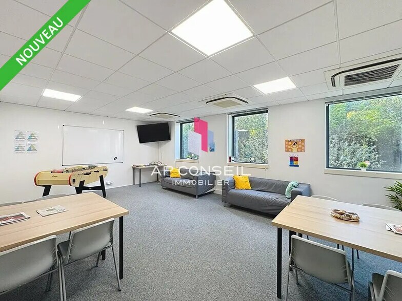 Bureau dans Saint-Germain-en-Laye à louer - Photo intérieure - Image 3 de 7