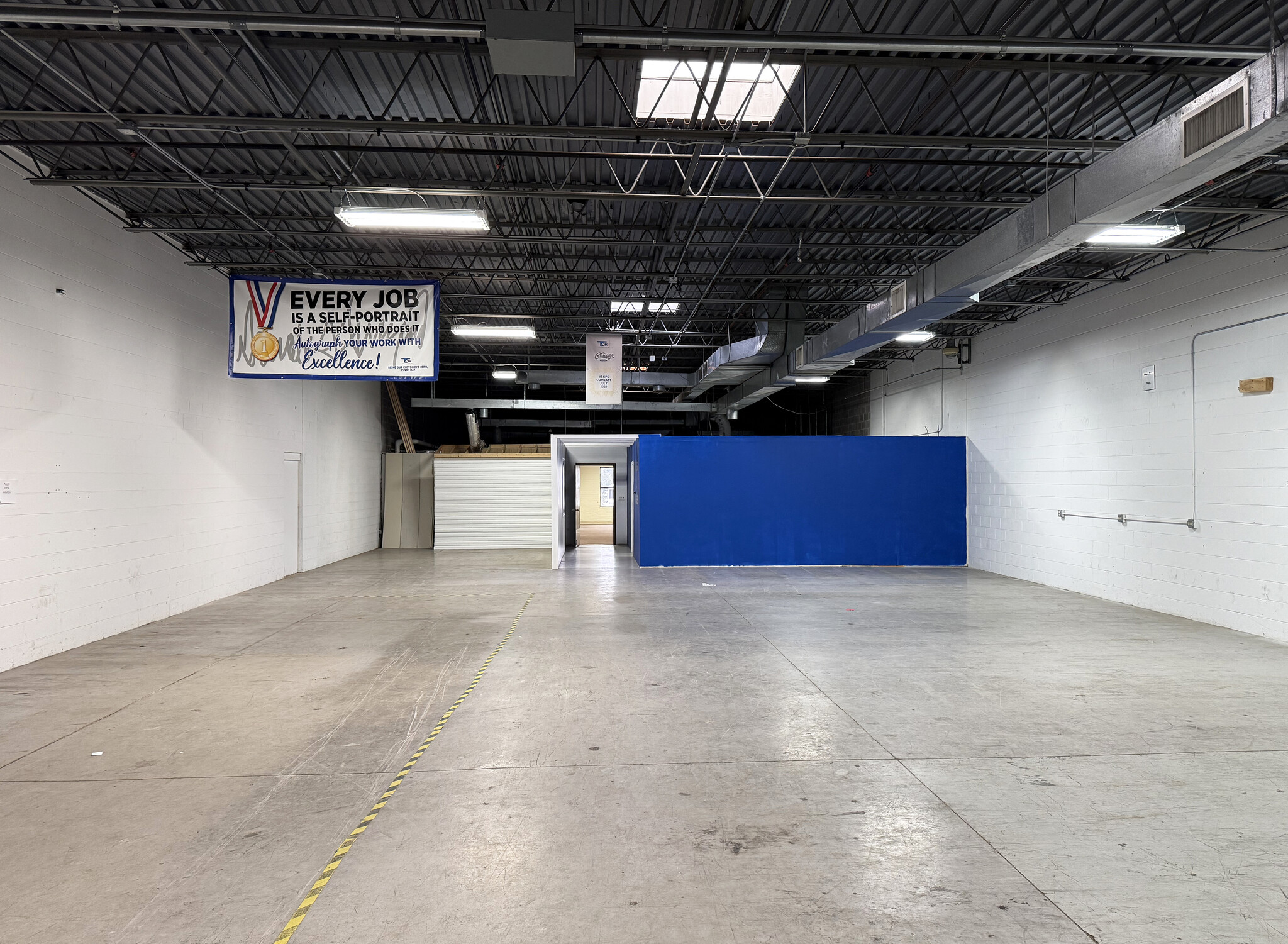 600-668 Wheeling Rd, Wheeling, IL for lease Interior Photo- Image 1 of 4